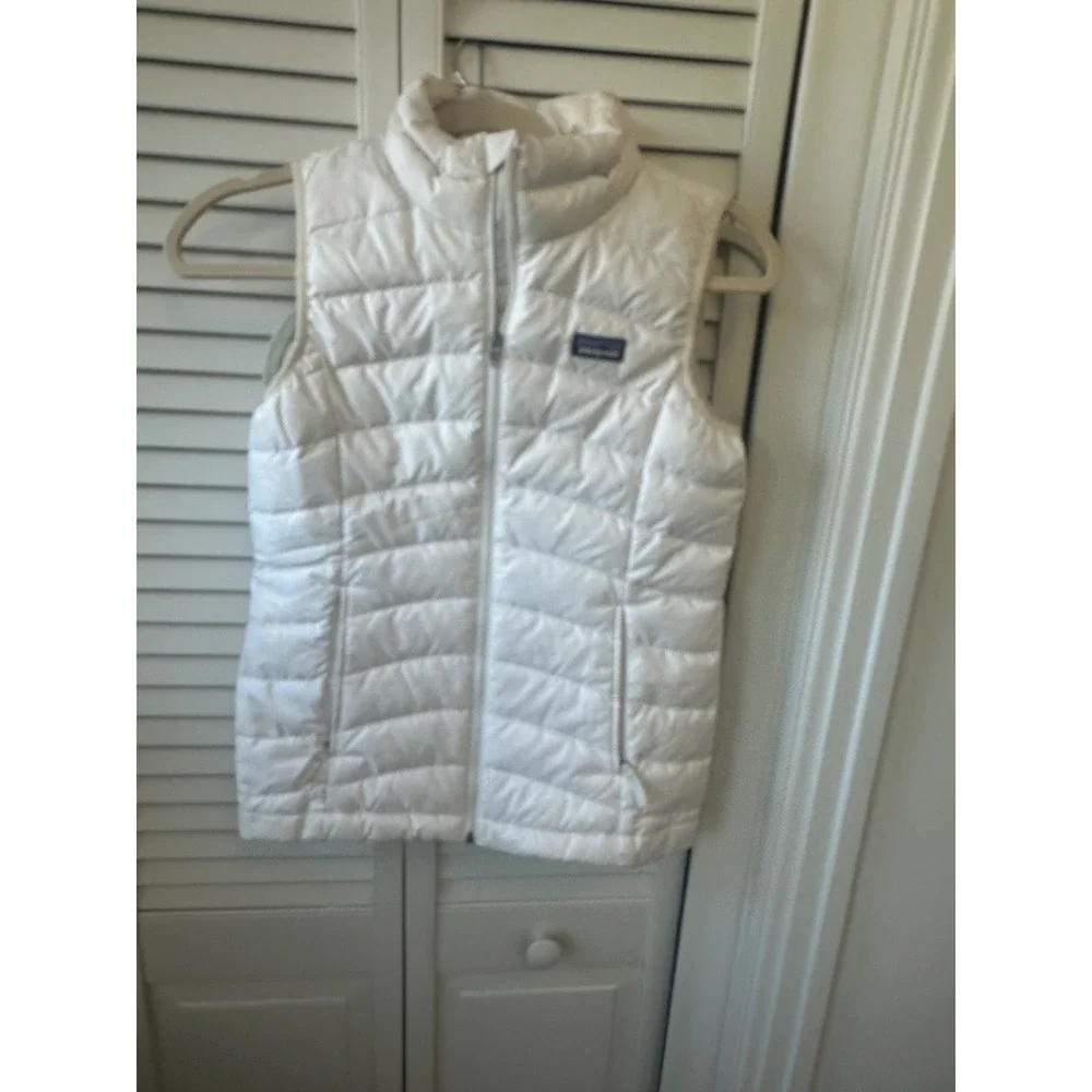 Patagonia Girls M White Down Sweater Vest Full Zip Puffer Quilted 68226FA14